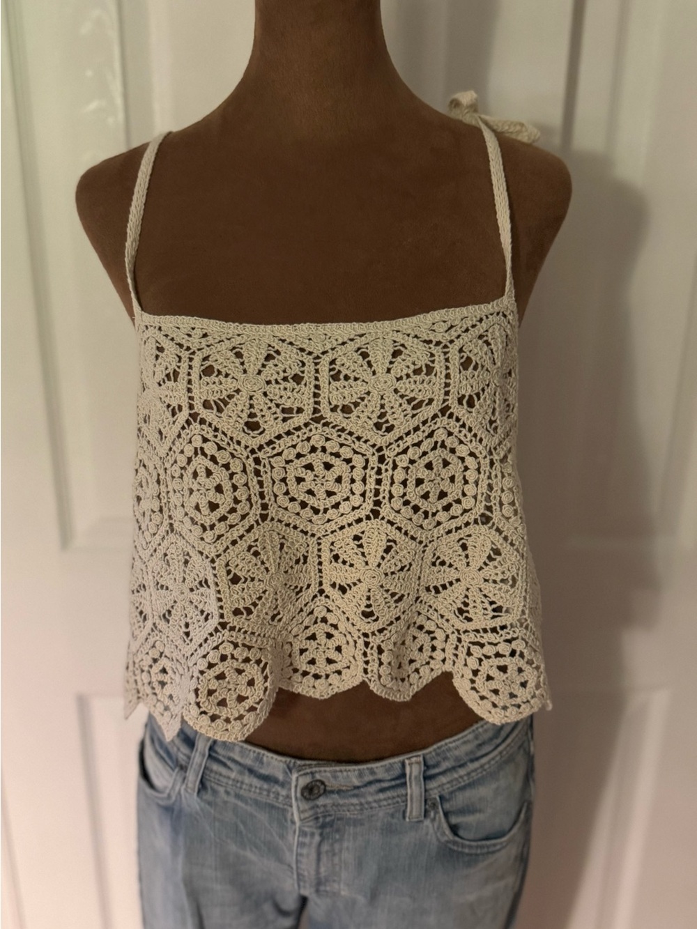 H&M Cream Crochet Lace Spaghetti-Strap Camisole